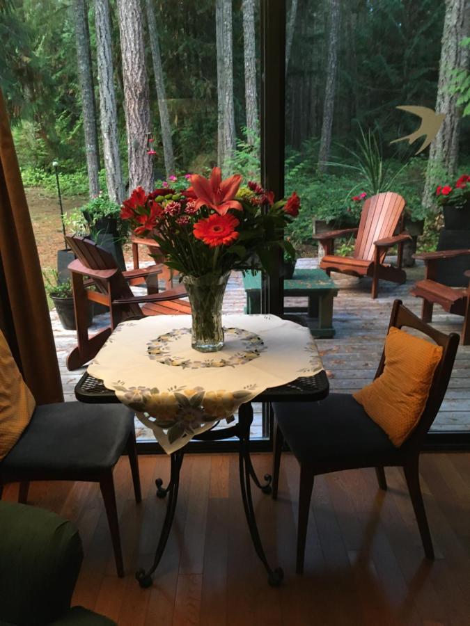 Cedar Song B&B Parksville Exteriör bild