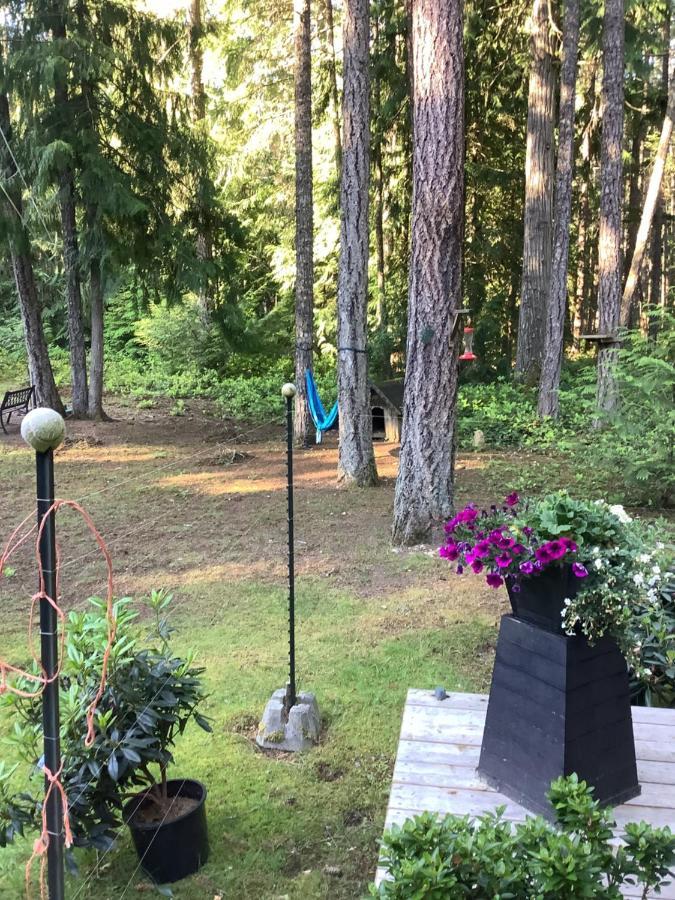 Cedar Song B&B Parksville Exteriör bild