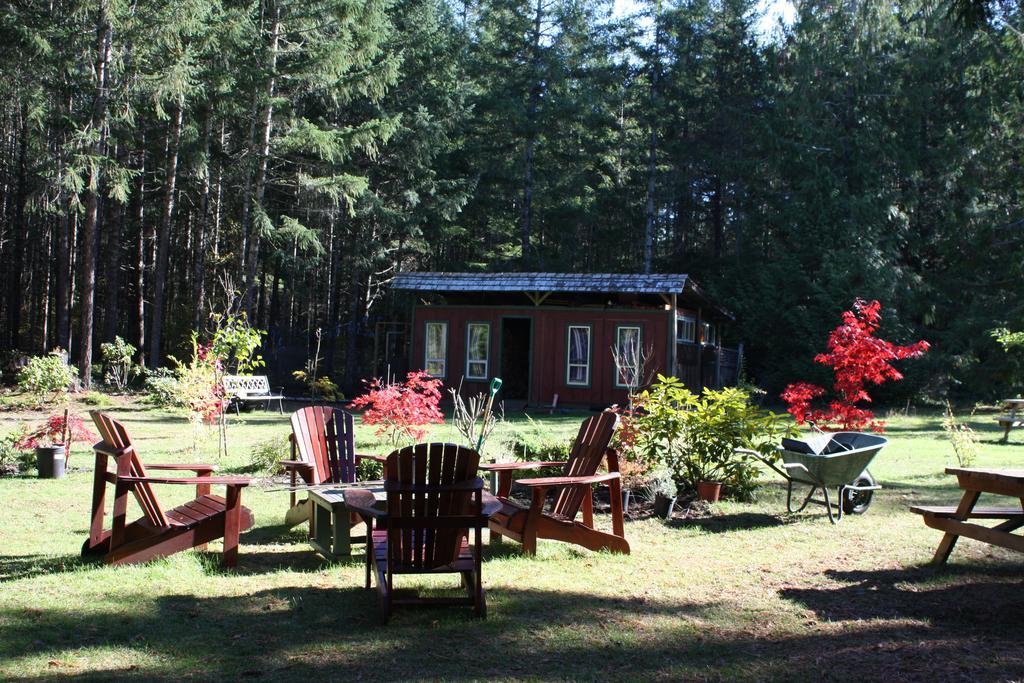 Cedar Song B&B Parksville Rum bild